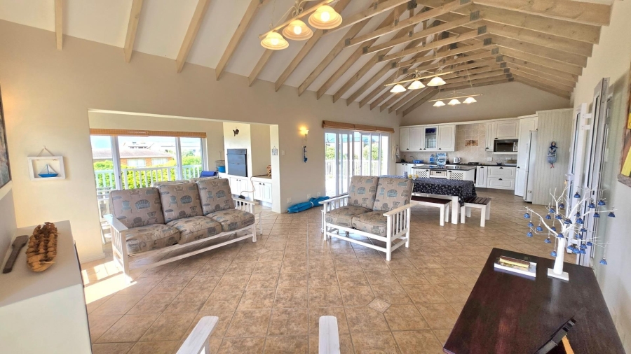 3 Bedroom Property for Sale in Franskraal Western Cape